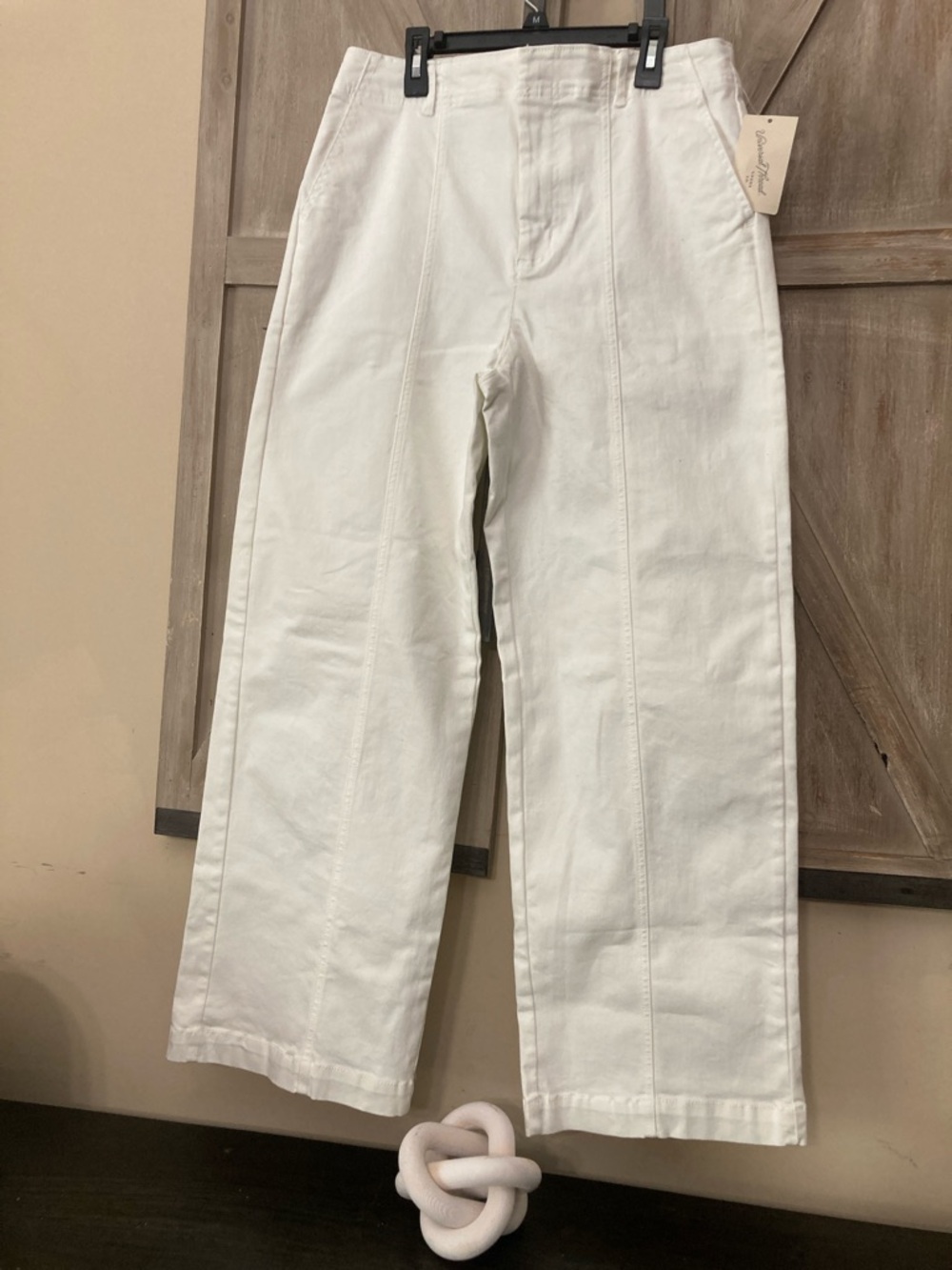 Universal Thread White Stretch High-Rise Pants
Size 8
WOMENS - Picture 12 of 12